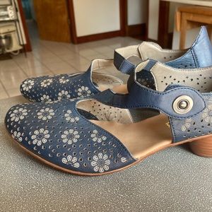 Reiker Shoes - Worn Once!